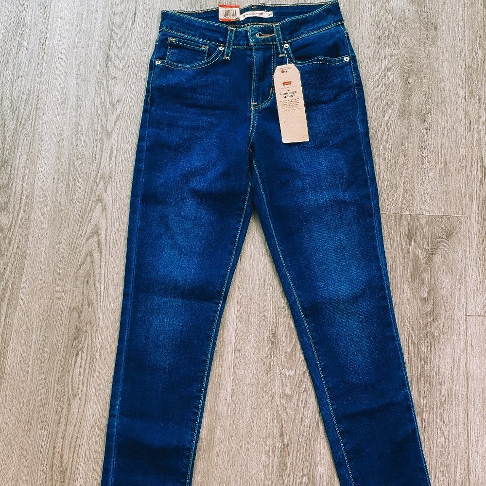 Levis 721 High Rise Skinny Dark Wash